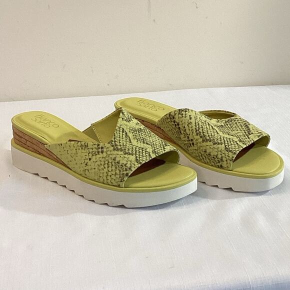 Franco Sarto Women’s White & Green Slide-on Wedge Sandals Size 8W NWOT - Picture 1 of 10